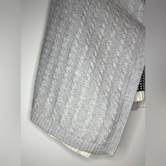 Two by Vince Camuto Poncho S/M - Picture 3 of 4